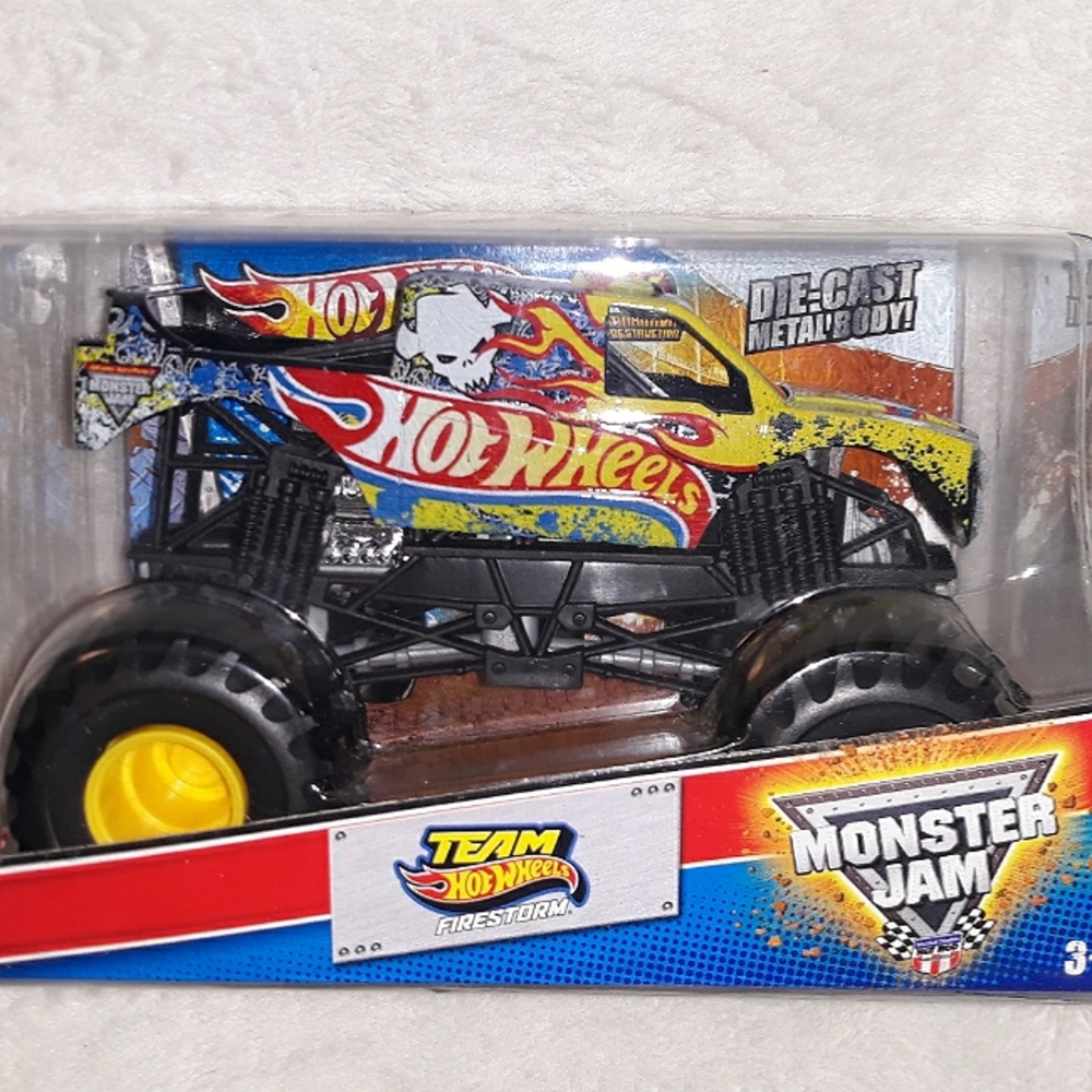 HOT WHEELS MONSTER JAM TEAM HOT WHEELS FIRESTORM 1;24 Scale Monster Truck 2000s
